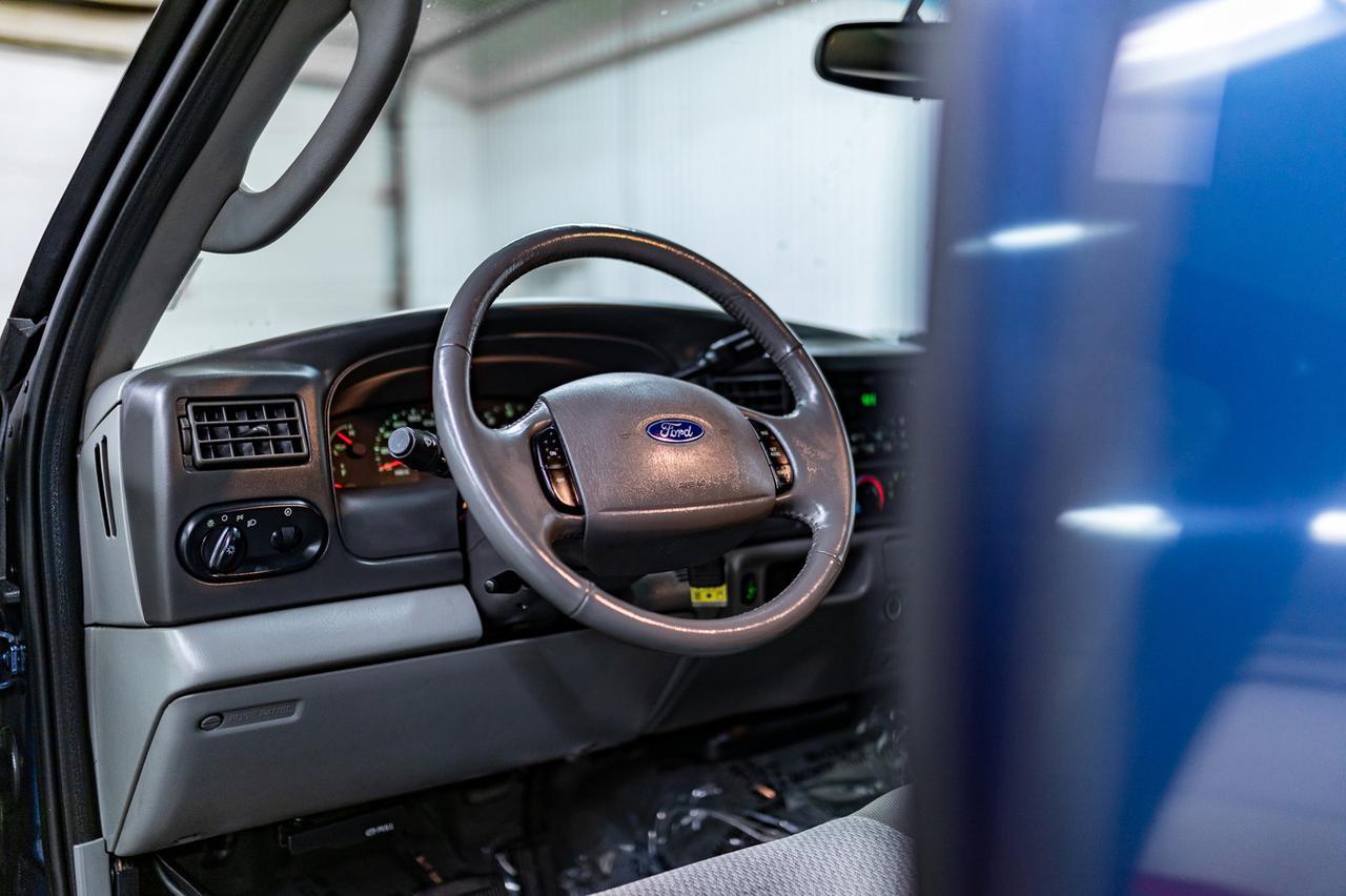 2003 Ford Excursion 4X4 XLT PSeat 3rd Row Red Deer AB