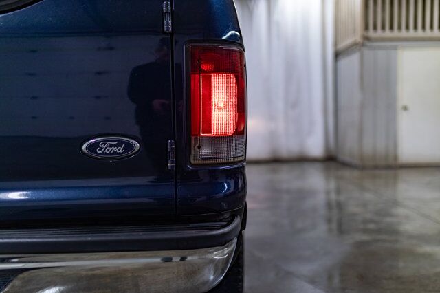 2003 Ford Excursion 4X4 XLT PSeat 3rd Row Red Deer AB