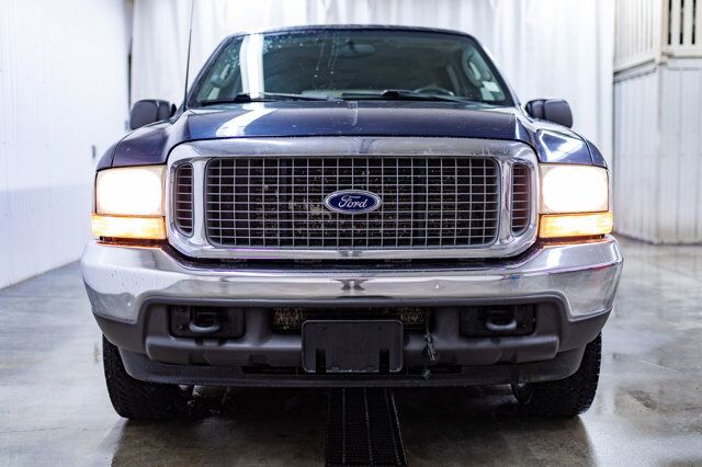 2003 Ford Excursion 4X4 XLT PSeat 3rd Row Red Deer AB