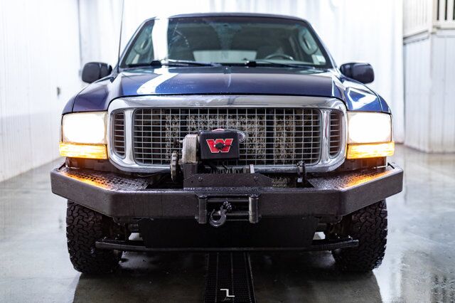 2003 Ford Excursion 4x4 XLT PSeat Winch Red Deer AB