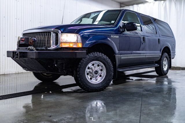 2003 Ford Excursion 4x4 XLT PSeat Winch Red Deer AB