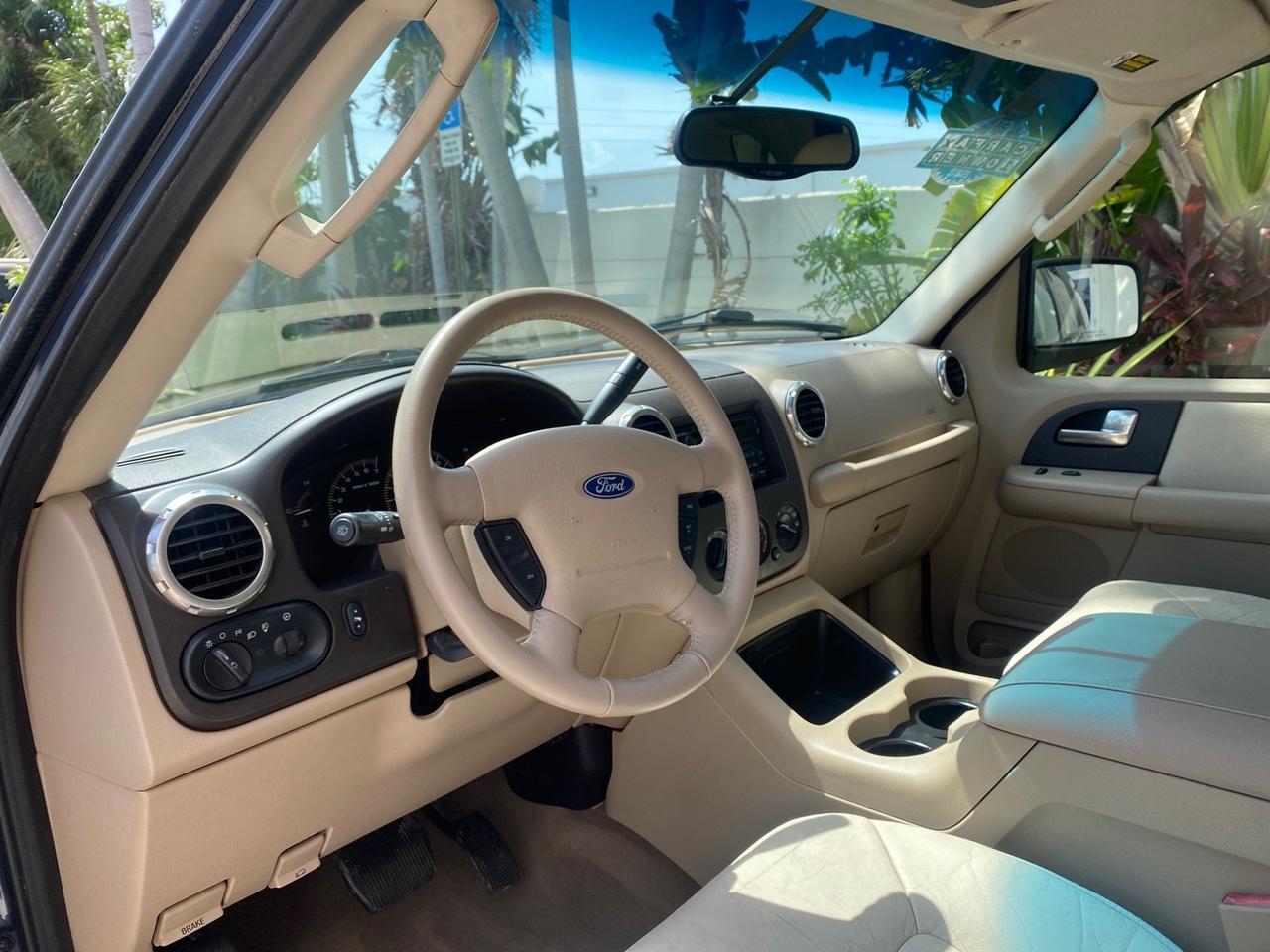 2003 Ford Expedition LEATHER XLT LOW MILES 55,801 1 OWNER Pompano Beach FL