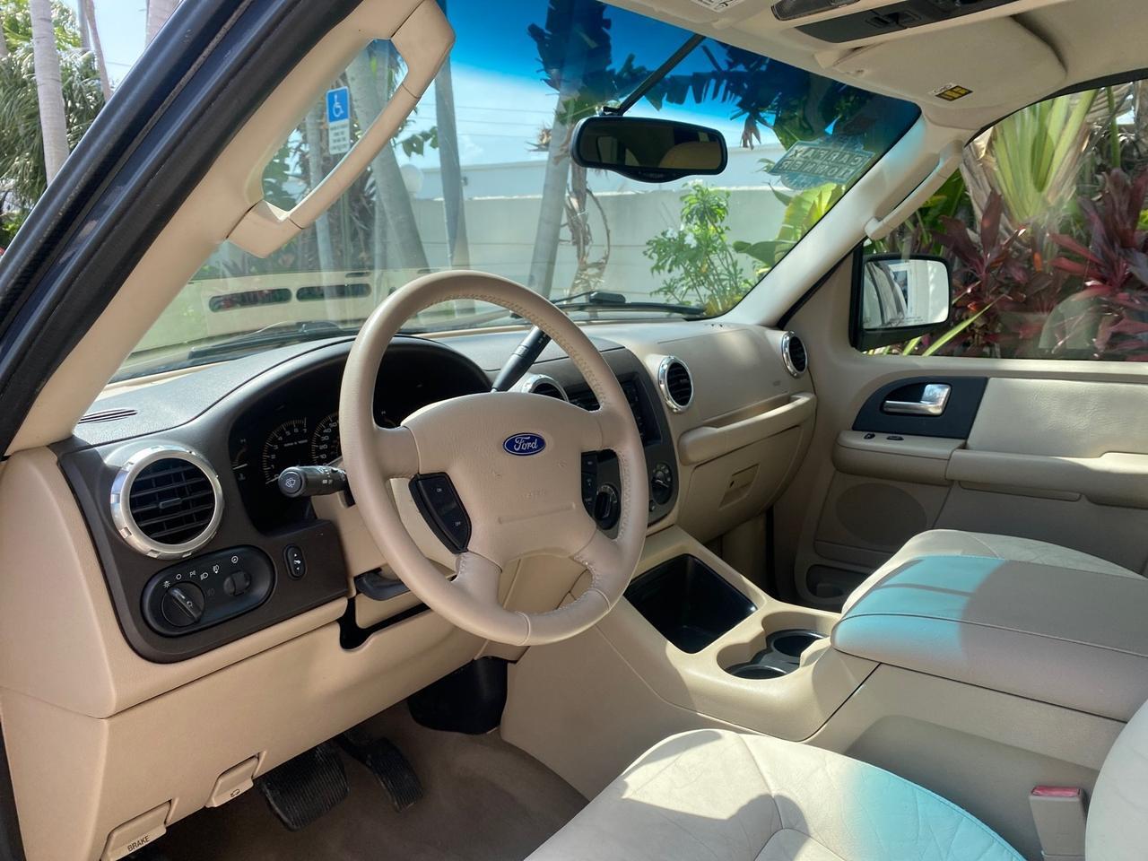 2003 Ford Expedition LEATHER XLT LOW MILES 55,801 1 OWNER Pompano Beach FL