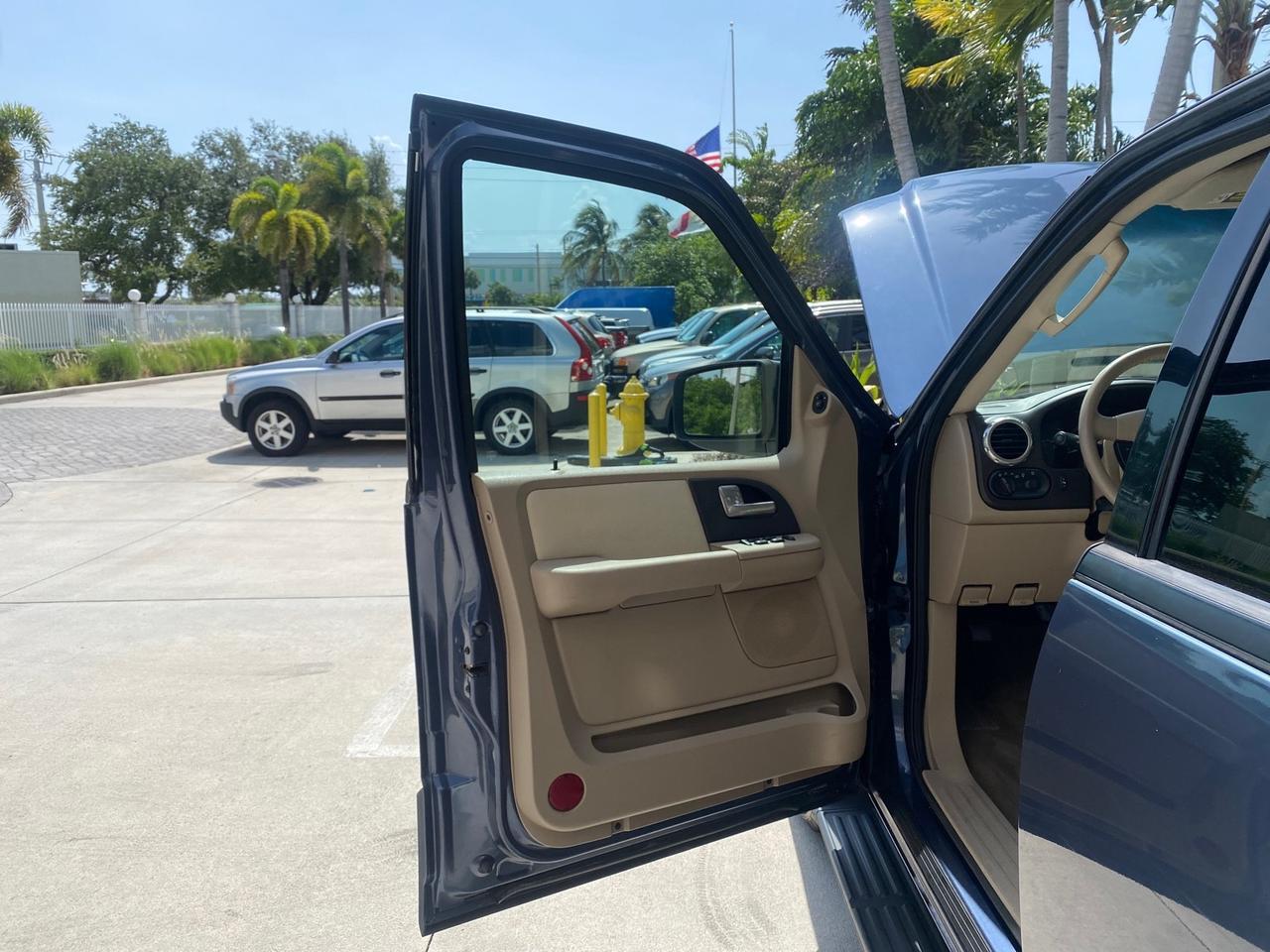 2003 Ford Expedition LEATHER XLT LOW MILES 55,801 1 OWNER Pompano Beach FL