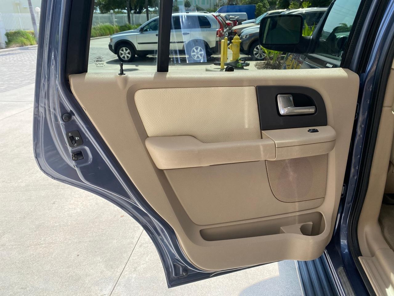 2003 Ford Expedition LEATHER XLT LOW MILES 55,801 1 OWNER Pompano Beach FL