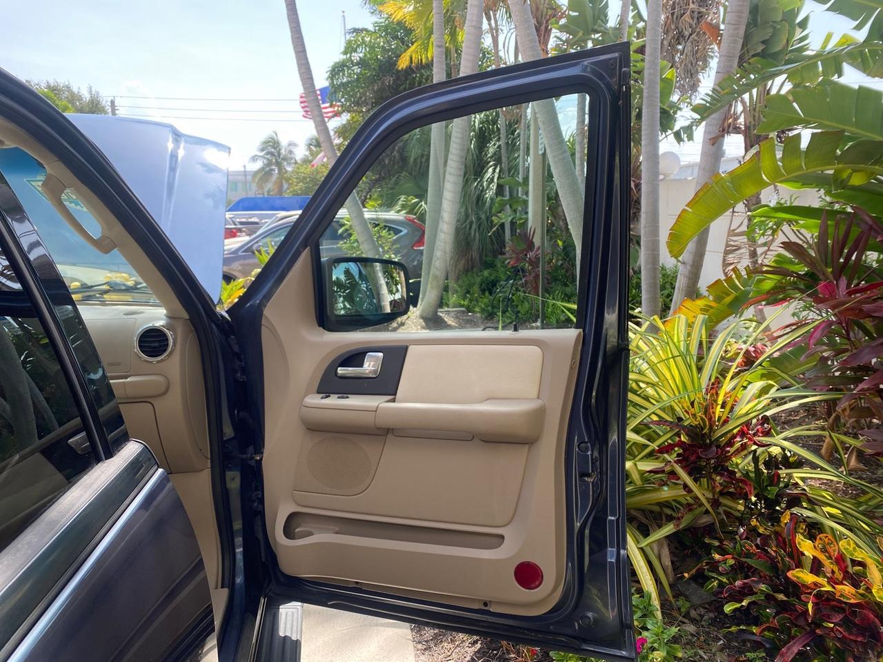 2003 Ford Expedition LEATHER XLT LOW MILES 55,801 1 OWNER Pompano Beach FL