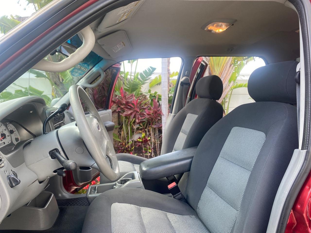 2003 Ford Explorer Sport Trac XLT LOW MILES 59,213 Pompano Beach FL