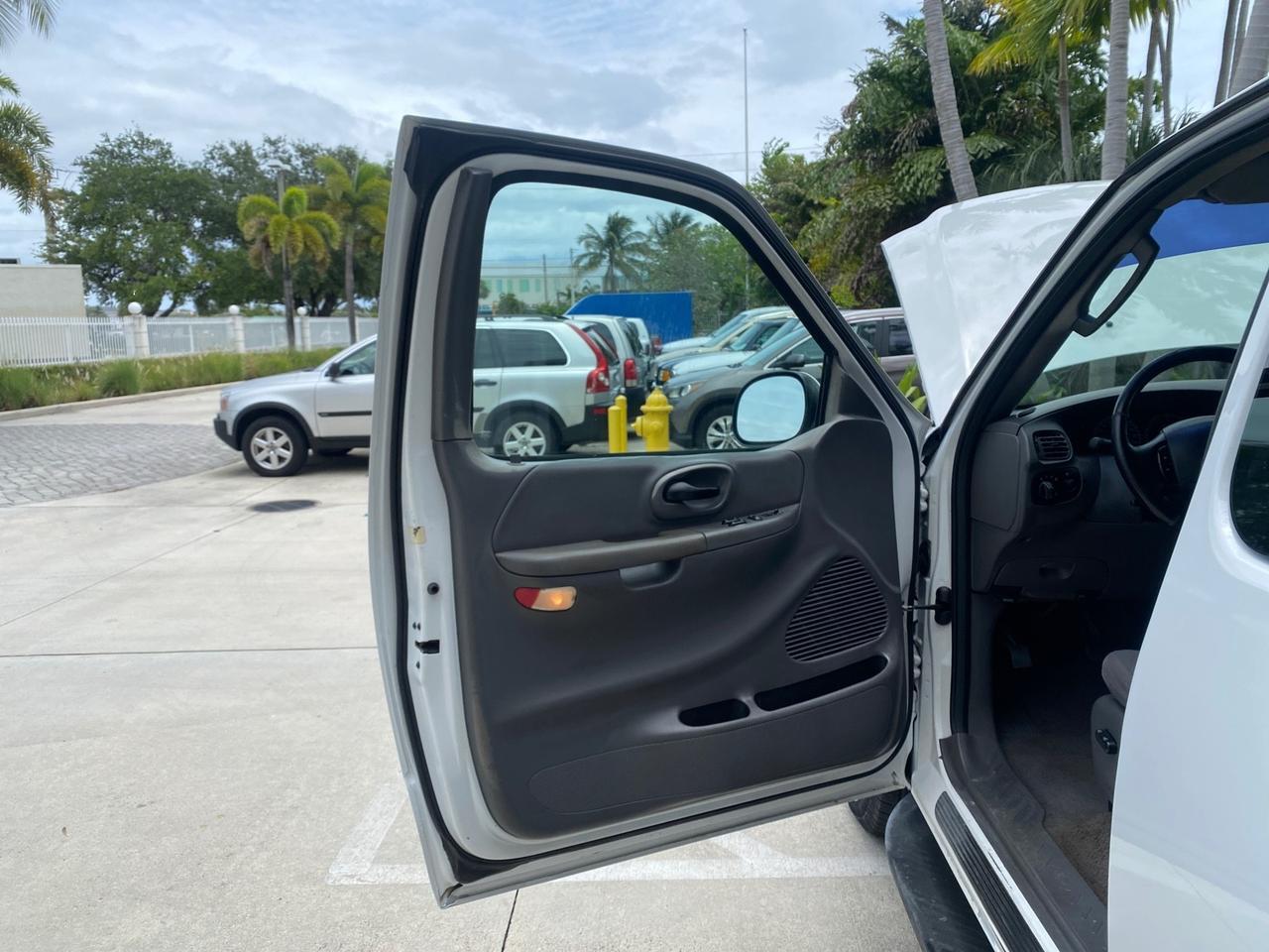 2003 Ford F-150 XLT SPORT LOW MILES 70,700 1 OWNER Pompano Beach FL