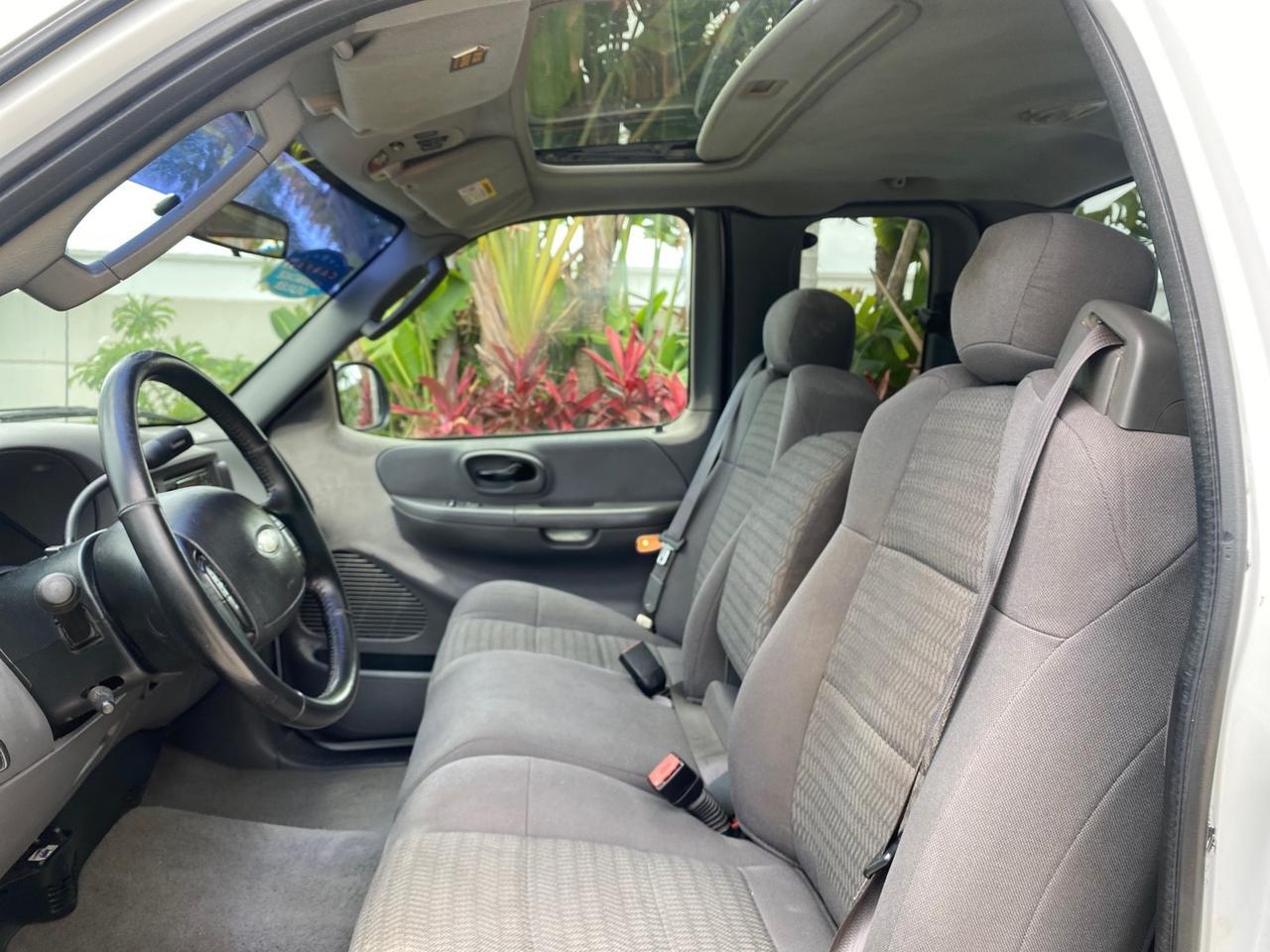 2003 Ford F-150 XLT SPORT LOW MILES 70,700 1 OWNER Pompano Beach FL