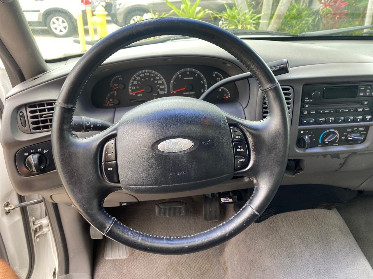 2003 Ford F-150 XLT SPORT LOW MILES 70,700 1 OWNER Pompano Beach FL