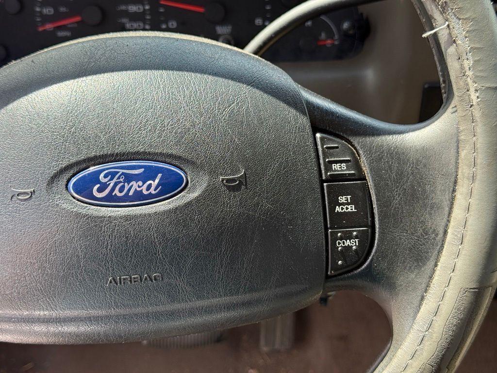 2003 Ford F-250SD Crestwood KY