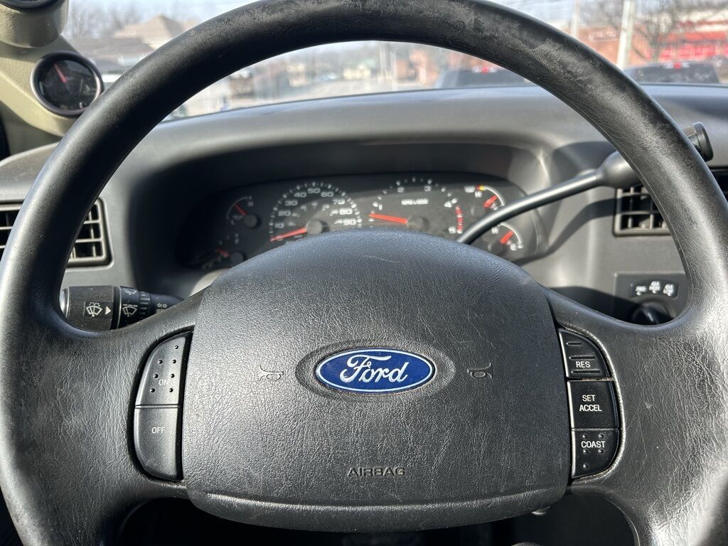 2003 Ford F-250SD XL Crestwood KY