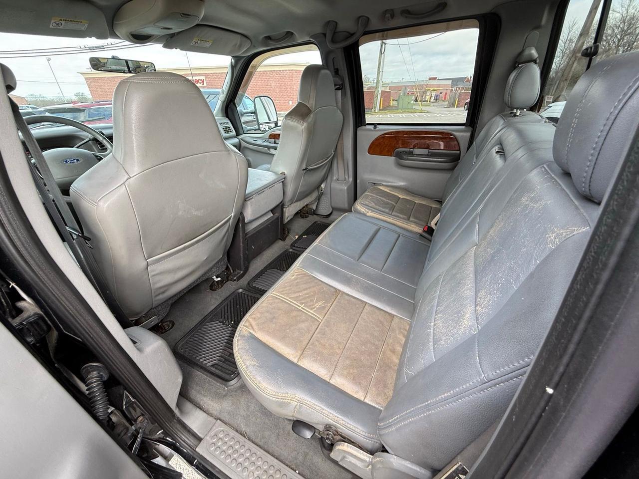 2003 Ford F-350SD Lariat Crestwood KY