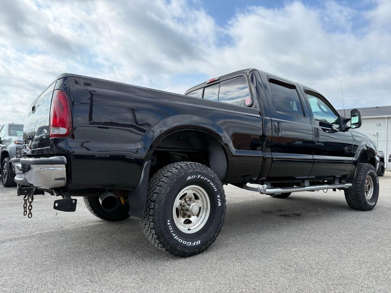 2003 Ford F-350SD Lariat Crestwood KY