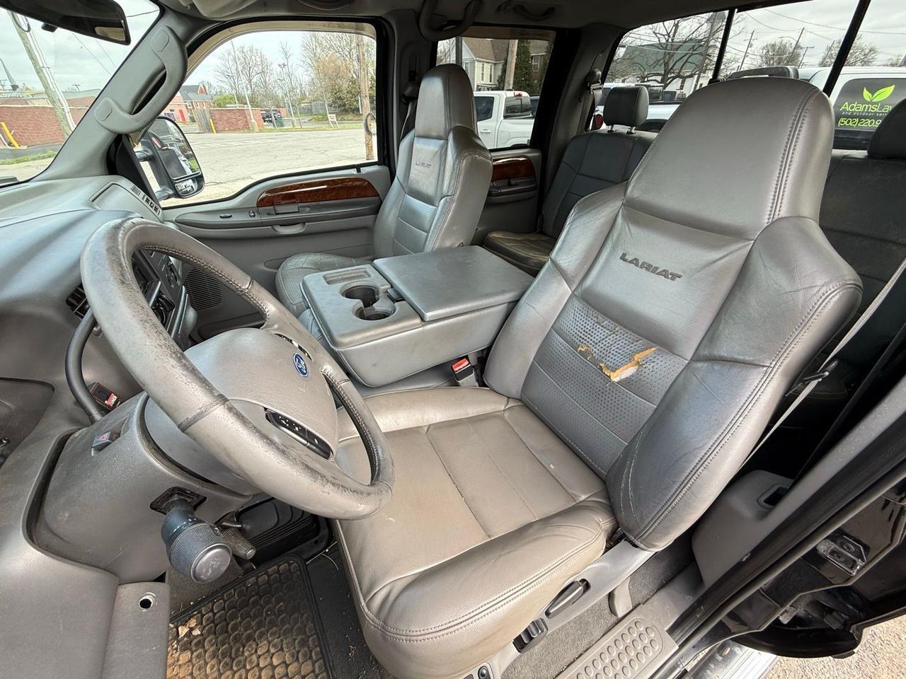 2003 Ford F-350SD Lariat Crestwood KY