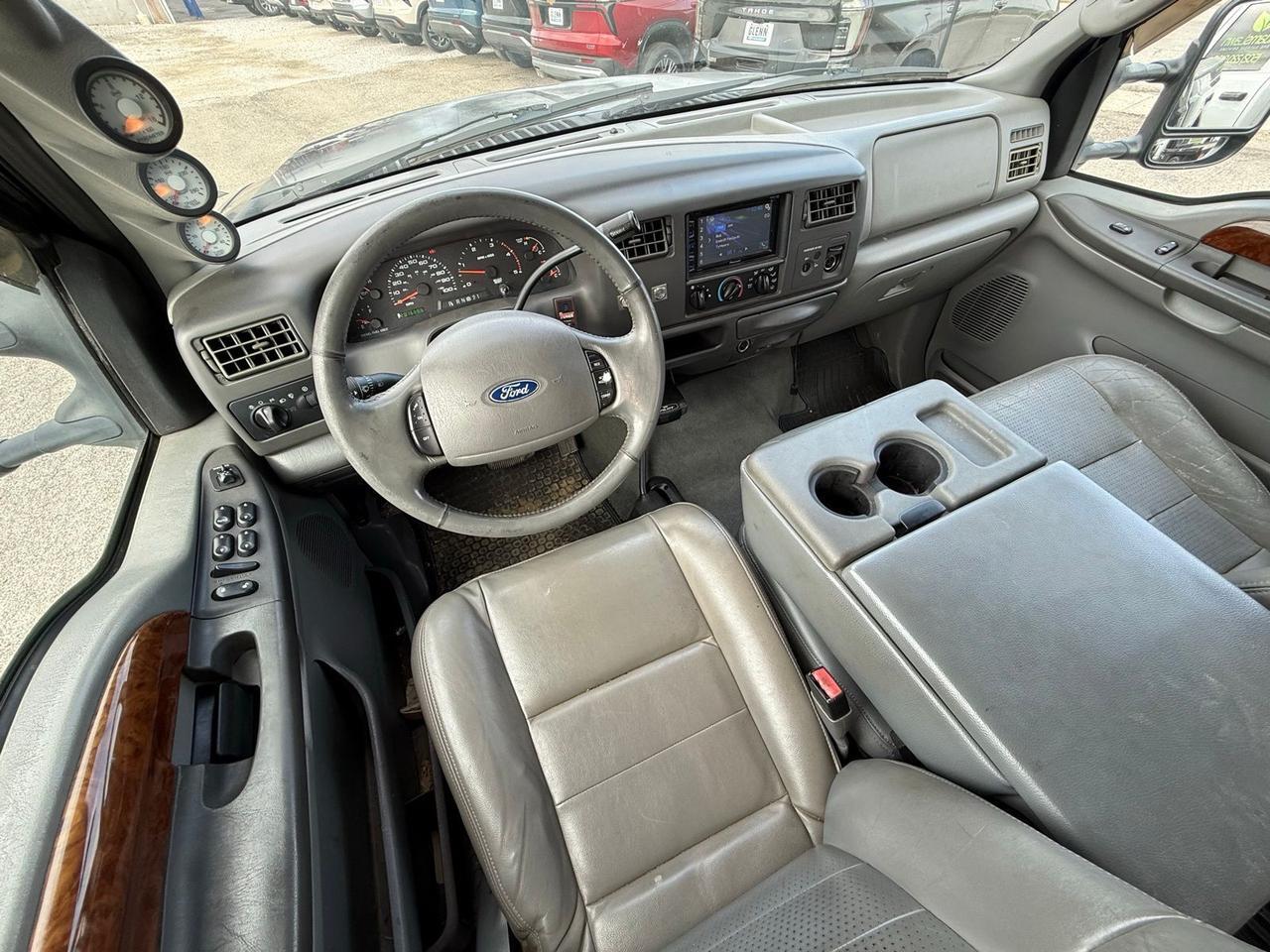 2003 Ford F-350SD Lariat Crestwood KY