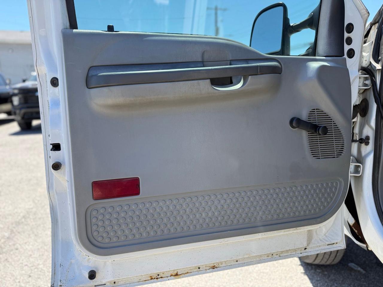 2003 Ford F-450SD XL Crestwood KY