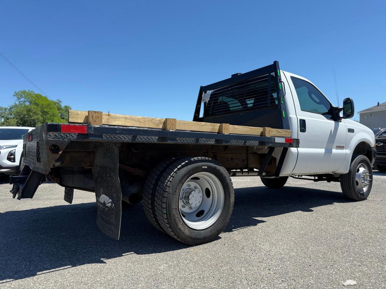 2003 Ford F-450SD XL Crestwood KY