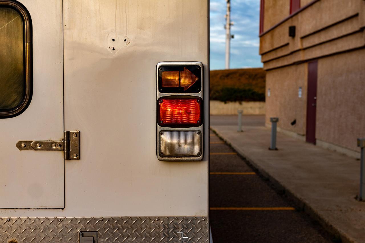 2003 Ford F-550 4x4 Crew Cab XL Service Body Diesel Red Deer AB