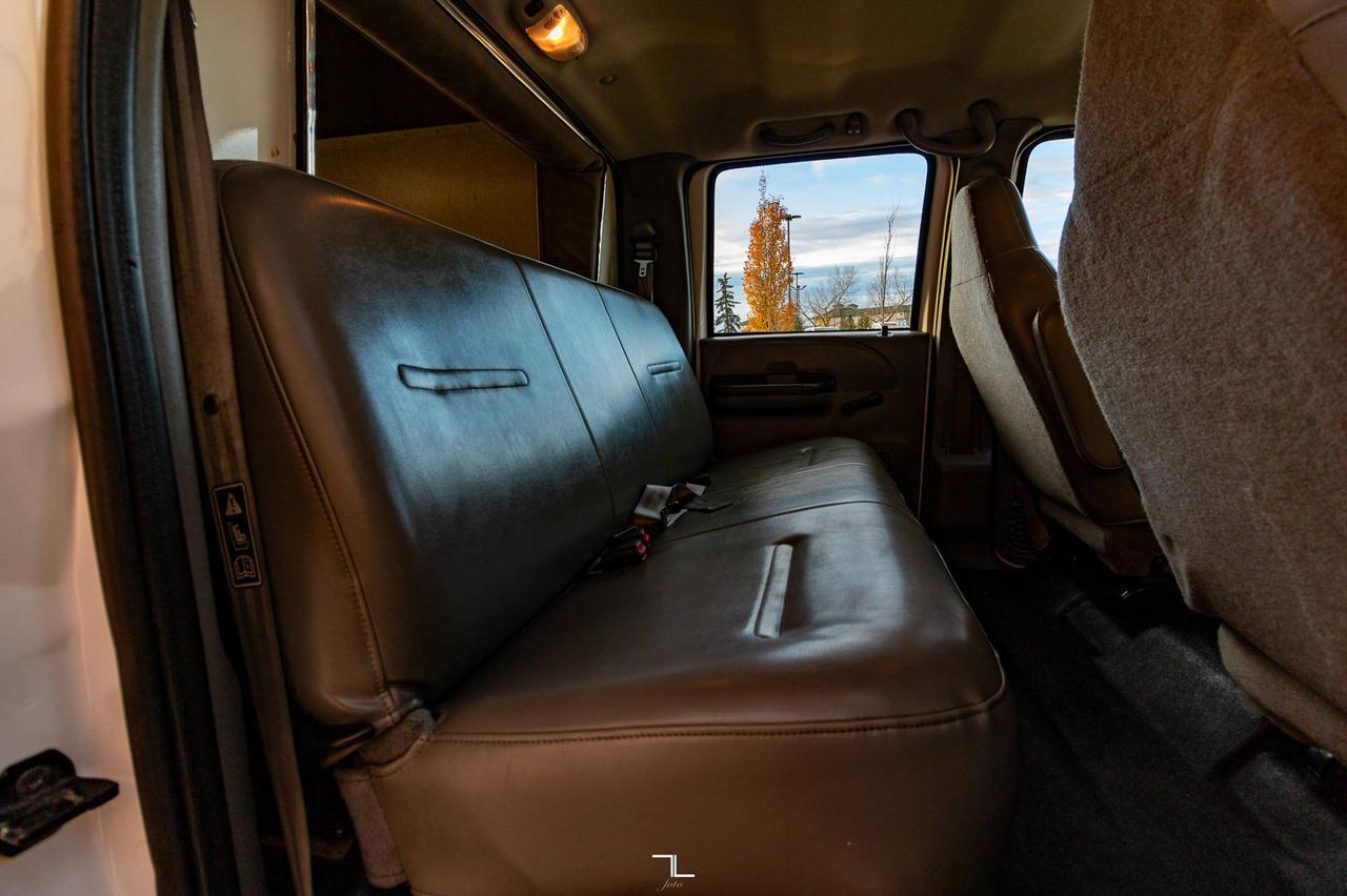 2003 Ford F-550 4x4 Crew Cab XL Service Body Diesel Red Deer AB