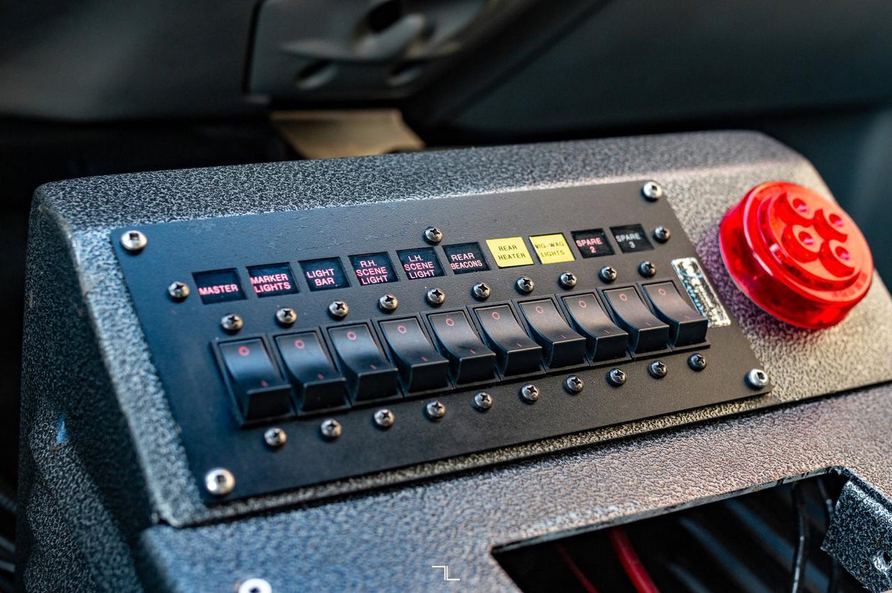 2003 Ford F-550 4x4 Crew Cab XL Service Body Diesel Red Deer AB