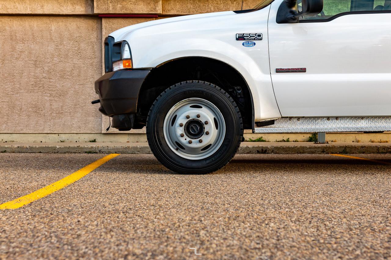 2003 Ford F-550 4x4 Crew Cab XL Service Body Diesel Red Deer AB