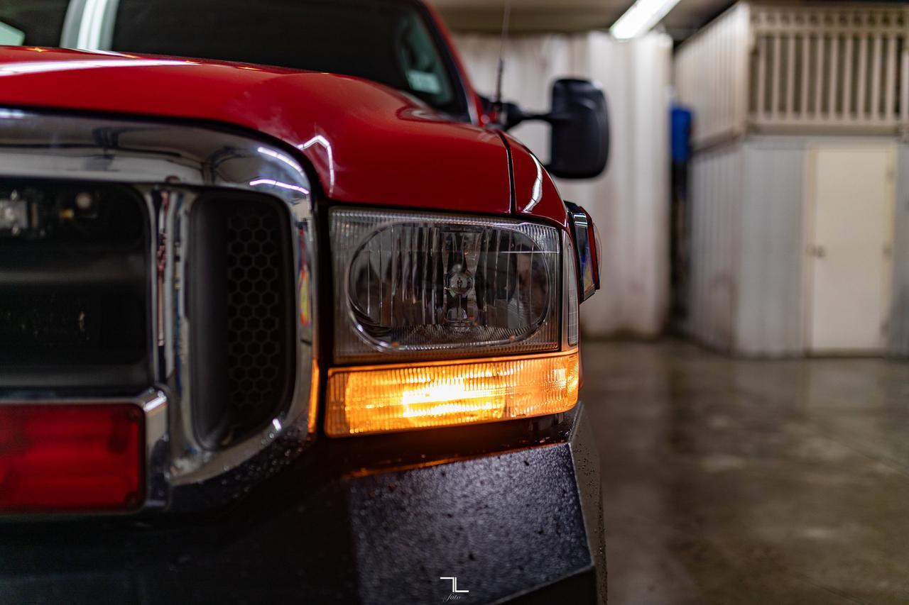 2003 Ford F-550 4x4 Crew Cab XLT Brush Rescue Firetruck Diesel Manual Red Deer AB