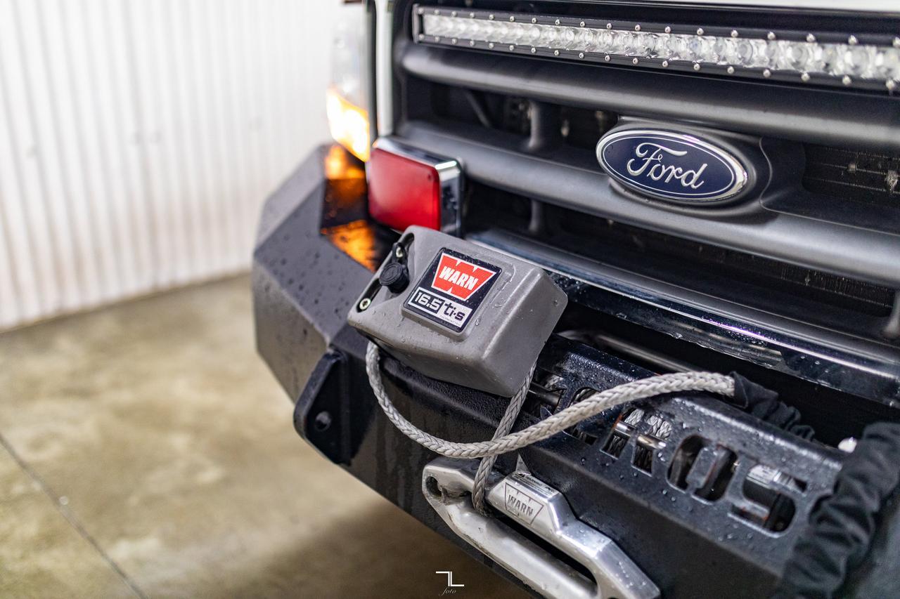 2003 Ford F-550 4x4 Crew Cab XLT Brush Rescue Firetruck Diesel Manual Red Deer AB