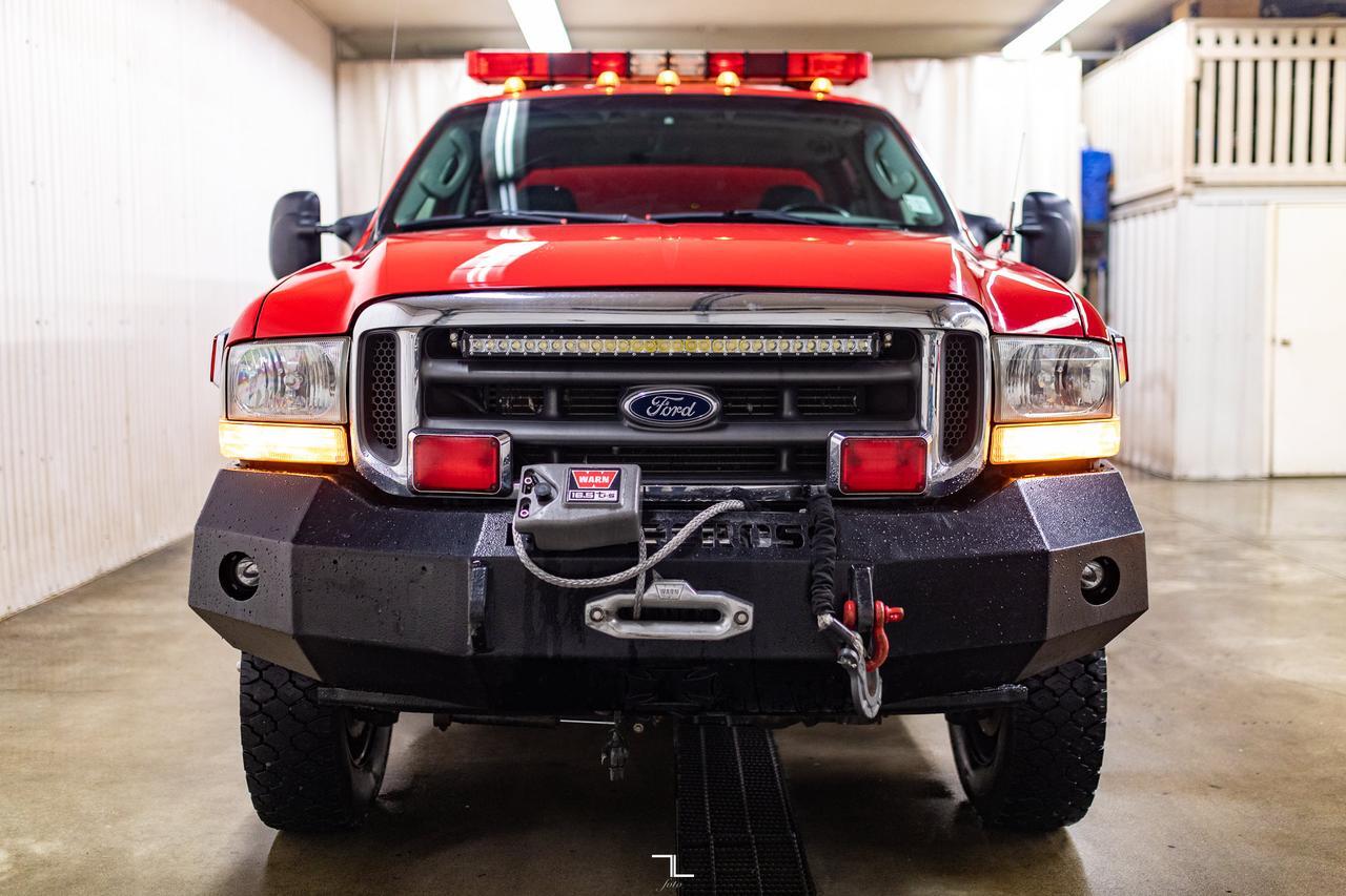 2003 Ford F-550 4x4 Crew Cab XLT Brush Rescue Firetruck Diesel Manual Red Deer AB