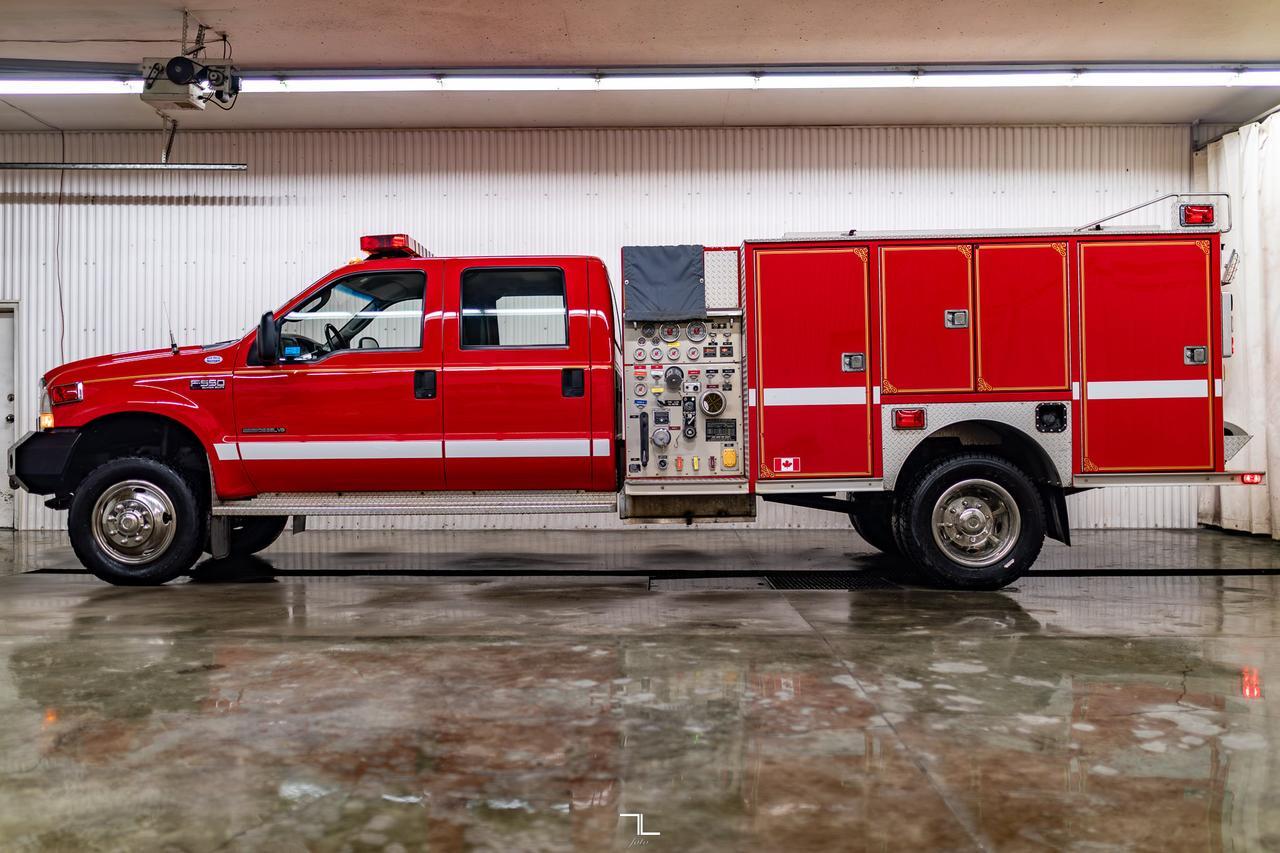 2003 Ford F-550 4x4 Crew Cab XLT Brush Rescue Firetruck Diesel Manual Red Deer AB