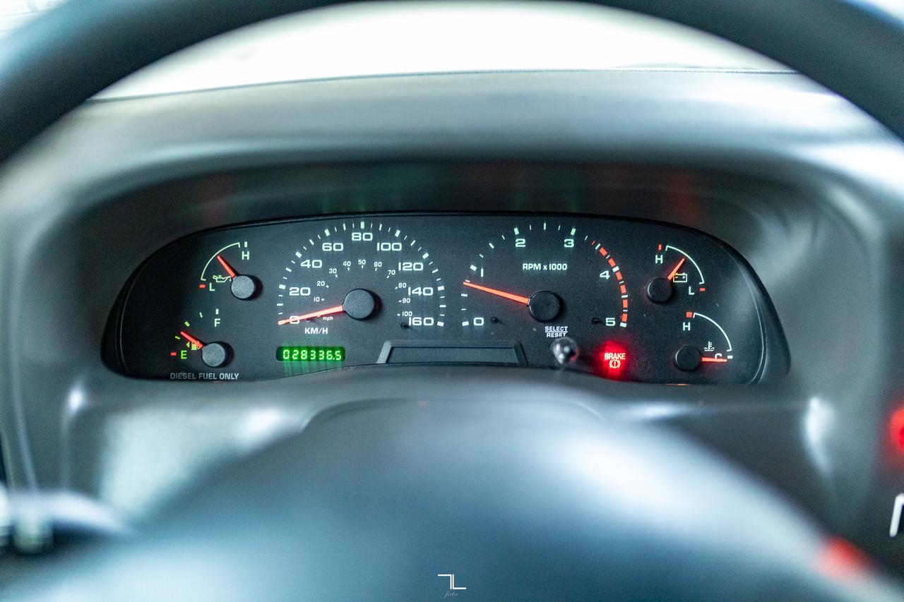 2003 Ford F-550 4x4 Crew Cab XLT Brush Rescue Firetruck Diesel Manual Red Deer AB