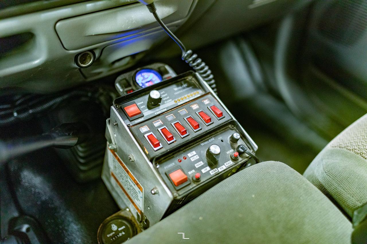 2003 Ford F-550 4x4 Crew Cab XLT Brush Rescue Firetruck Diesel Manual Red Deer AB