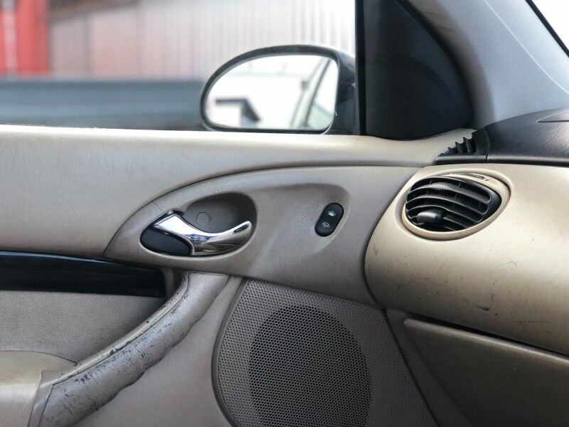 2003 Ford Focus (2.0L Petrol) Vaitele
