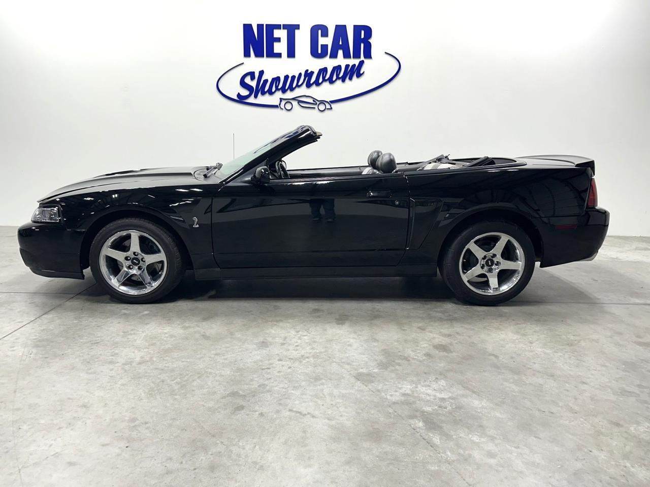 2003 Ford Mustang SVT Cobra 10th Anniv