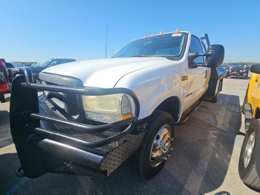 2003 Ford Super Duty F-450 DRW 7.3 L MOT XLT Extended Cab w/Rear Doors DRW