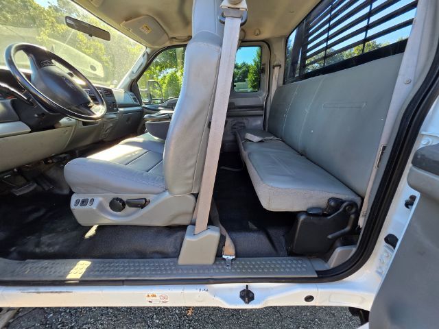 2003 Ford Super Duty F-450 DRW 7.3 L MOT XLT Extended Cab w/Rear Doors DRW Charlotte NC