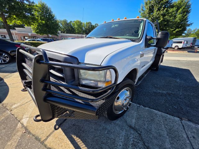 2003 Ford Super Duty F-450 DRW 7.3 L MOT XLT Extended Cab w/Rear Doors DRW