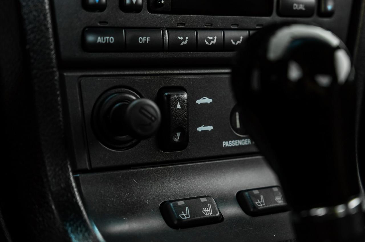 2003 Ford Thunderbird DELUXE AUTOMATIC LEATHER HEATED SEATS LEATHER STEERING WHEEL CRU Carrollton TX