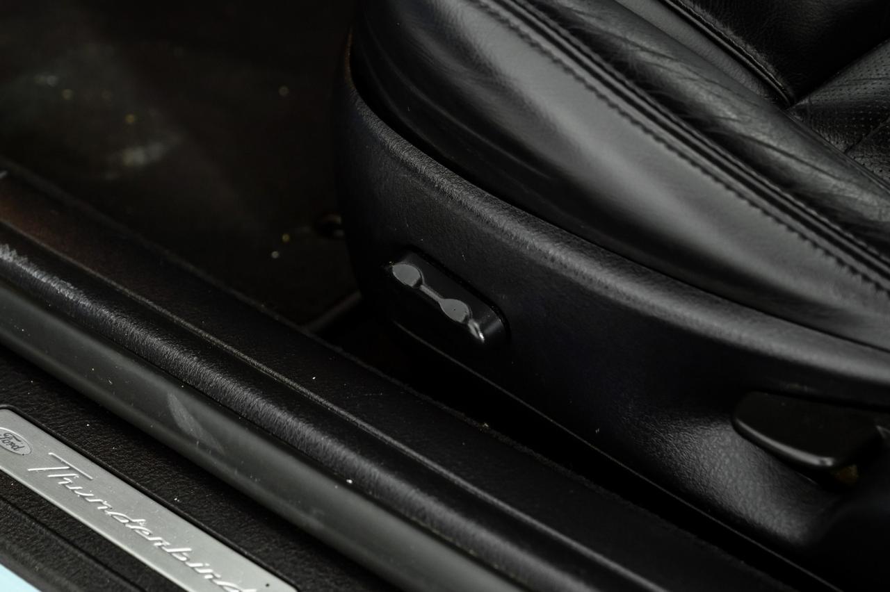 2003 Ford Thunderbird DELUXE AUTOMATIC LEATHER HEATED SEATS LEATHER STEERING WHEEL CRU Carrollton TX