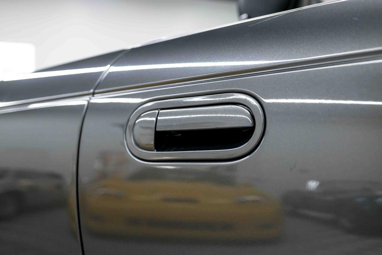 2003 Ford Thunderbird Deluxe - Photo 27