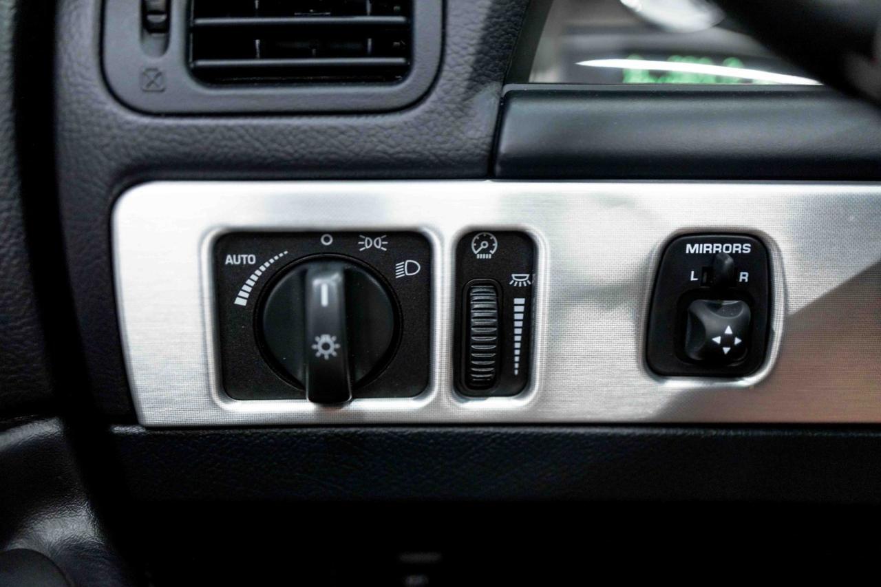 2003 Ford Thunderbird Deluxe - Photo 70