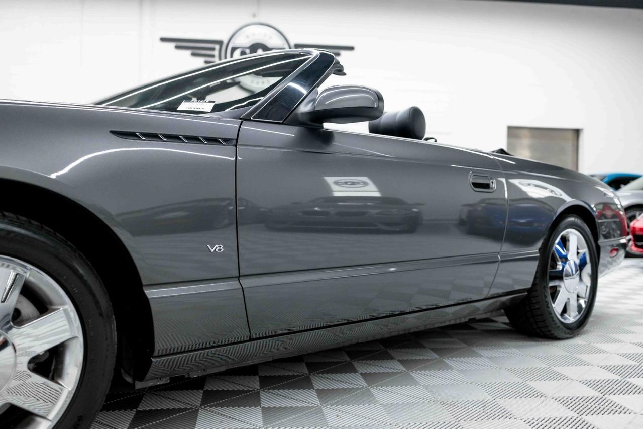 2003 Ford Thunderbird Deluxe - Photo 39