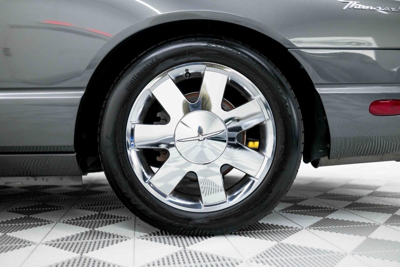 2003 Ford Thunderbird Deluxe - Photo 43