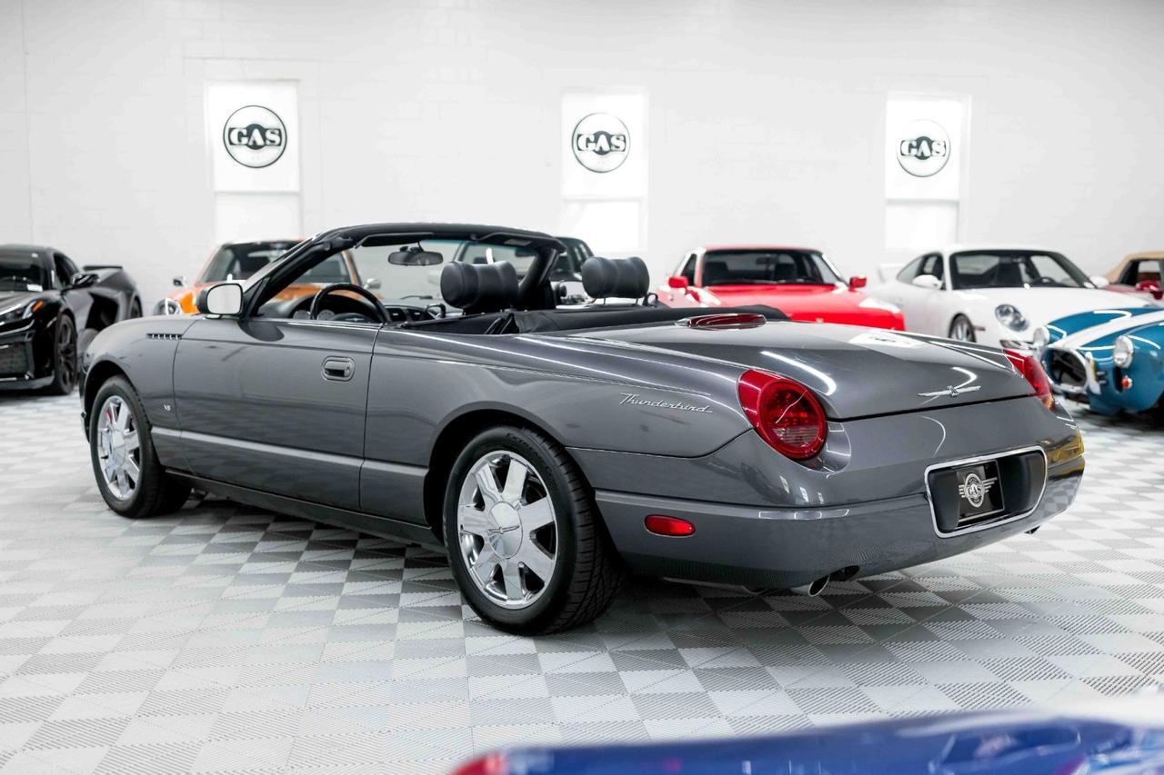 2003 Ford Thunderbird Deluxe - Photo 9