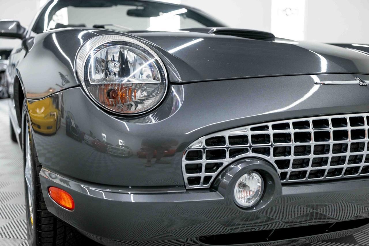 2003 Ford Thunderbird Deluxe - Photo 22