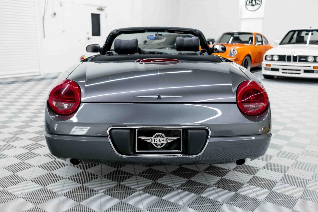 2003 Ford Thunderbird Deluxe - Photo 8