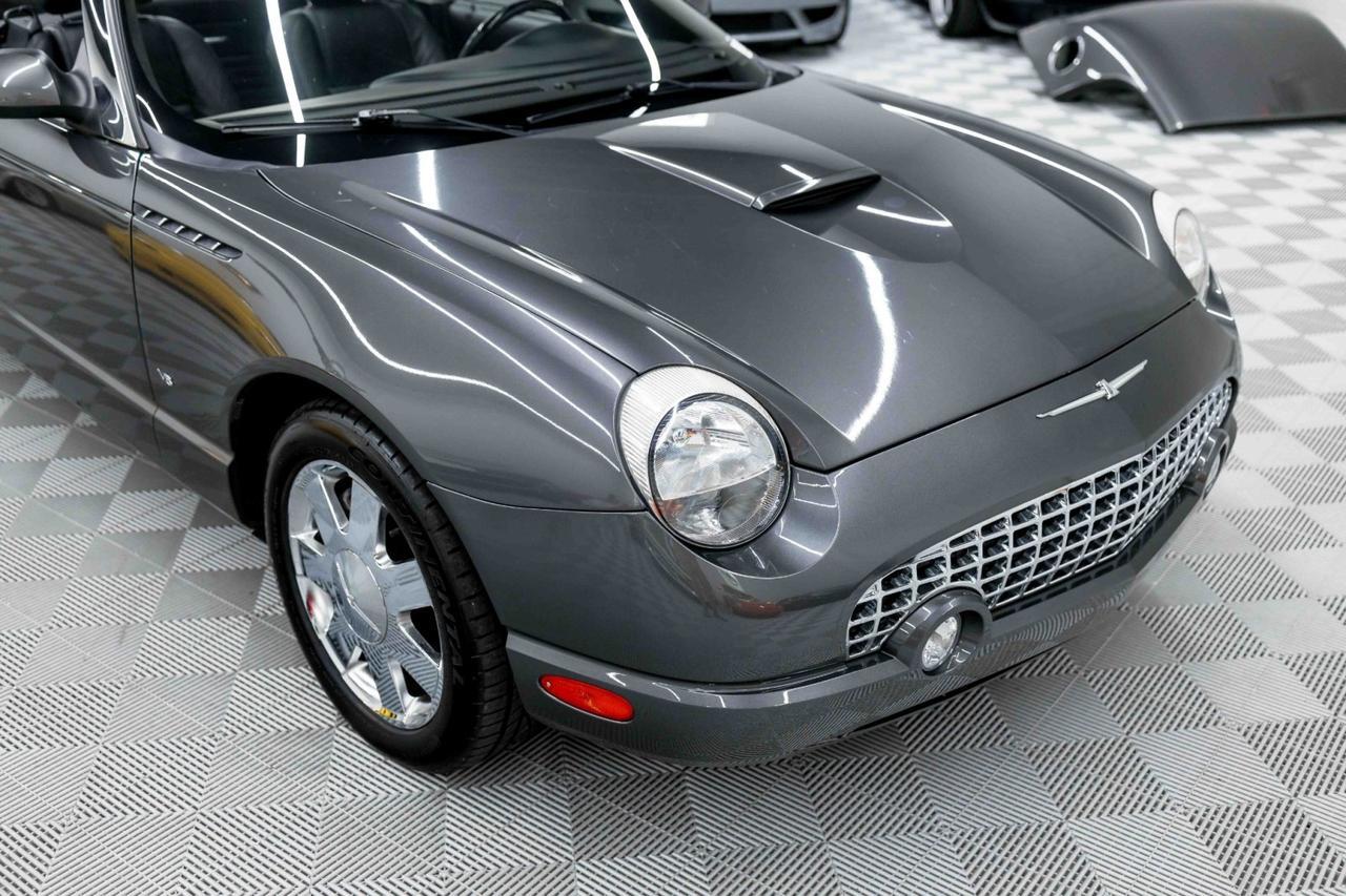 2003 Ford Thunderbird Deluxe - Photo 23