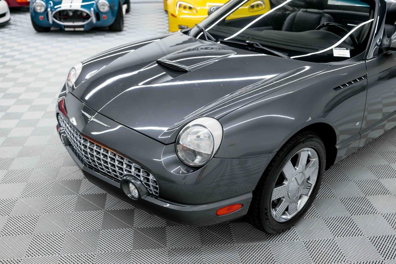 2003 Ford Thunderbird Deluxe - Photo 19