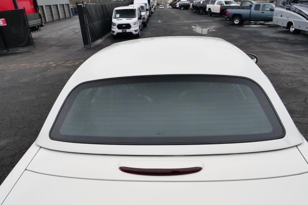 2003 Ford Thunderbird Premium Convertible / 3.9L V8 / Hardtop / Heated Seats! Lincolnton NC