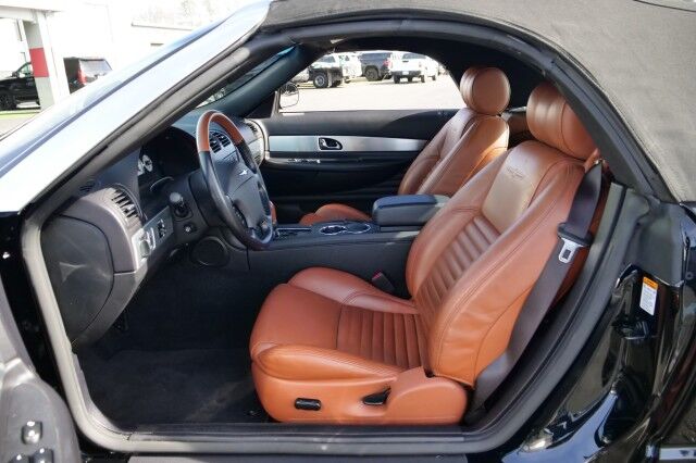 2003 Ford Thunderbird Premium Convertible / Hardtop / 3.9L V8 / Heated Seats! High Point NC